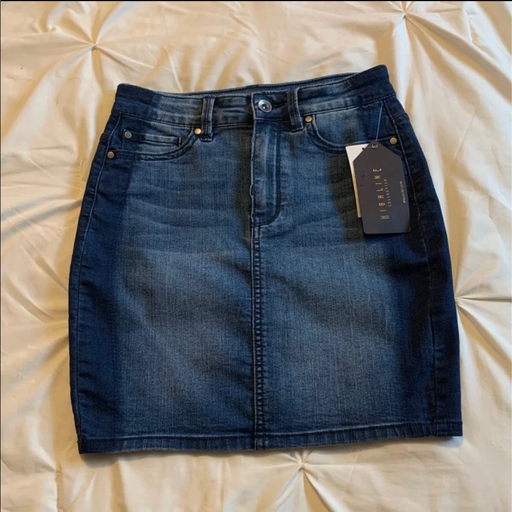 Denim skirt